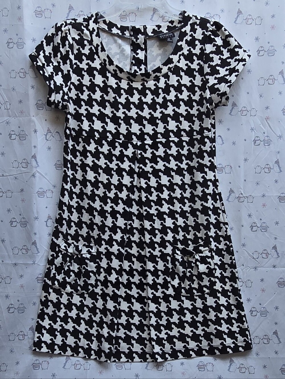 Enfocus Studio Black and White Houndstooth Short Sleeve A-Line Dress.